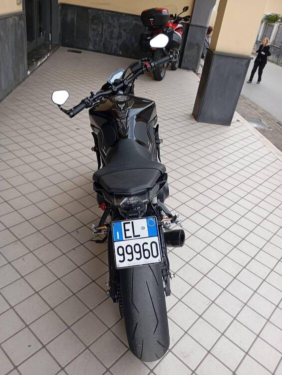 Yamaha MT-09 (2017 - 20) (2)