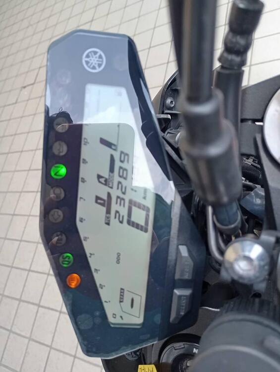 Yamaha MT-09 (2017 - 20) (3)