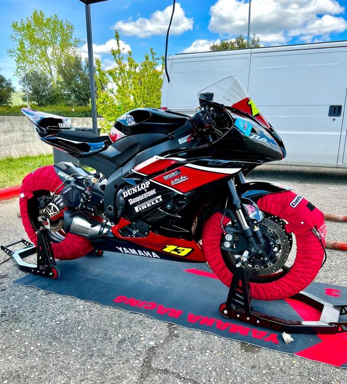 Yamaha YZF R6 (2006 - 07)