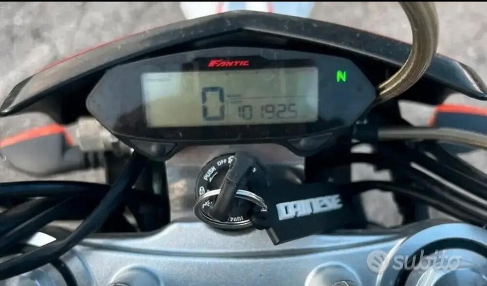 Fantic Motor XMF 125 Motard Performance 4t (2021 - 22) (4)