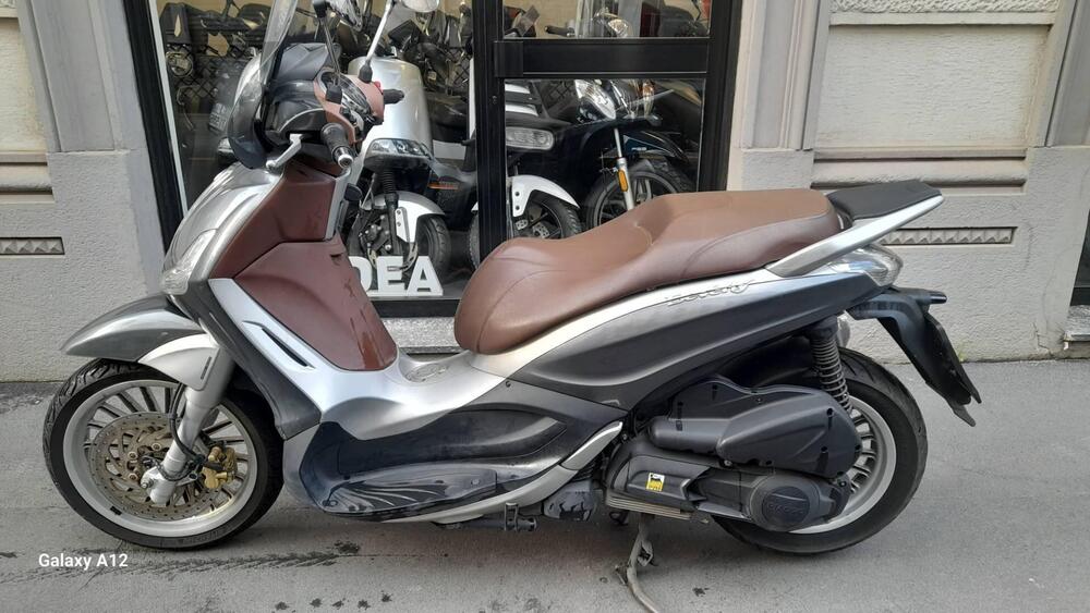 Piaggio Beverly 300 S i.e. ABS-ASR (2016 - 20)