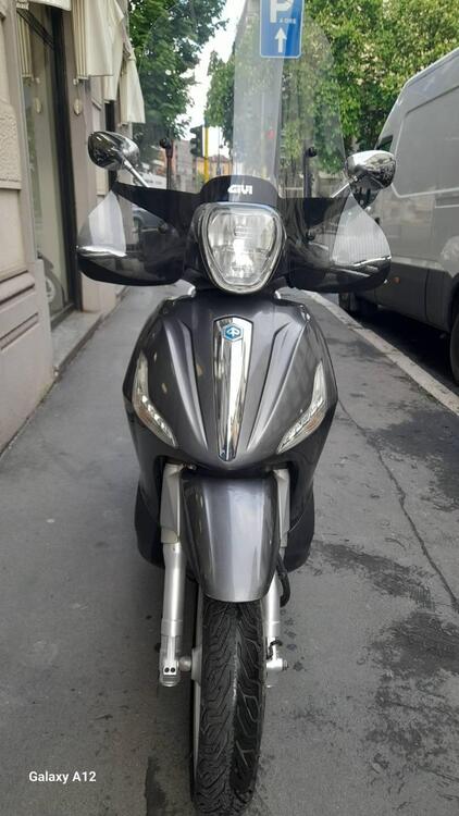 Piaggio Beverly 300 S i.e. ABS-ASR (2016 - 20) (3)