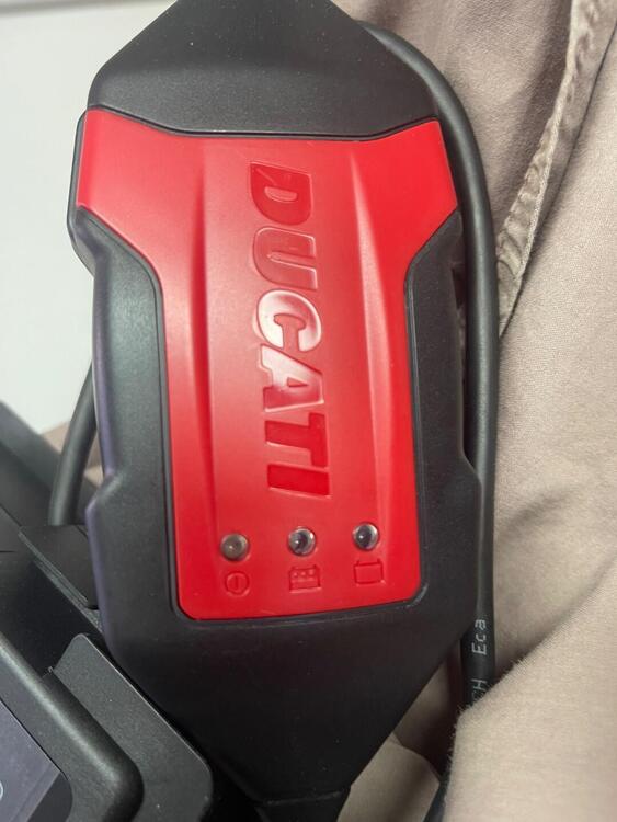 Ducati Monster 937 + (2021 - 25) (4)