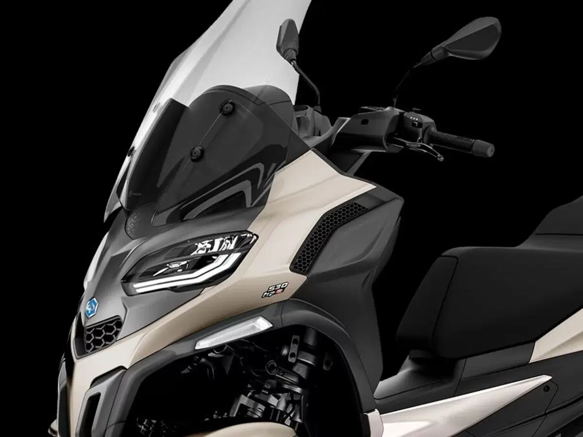Piaggio MP3 310 (2025 - 26) (3)