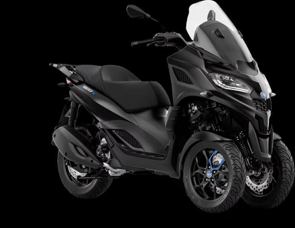 Piaggio MP3 310 (2025) (4)