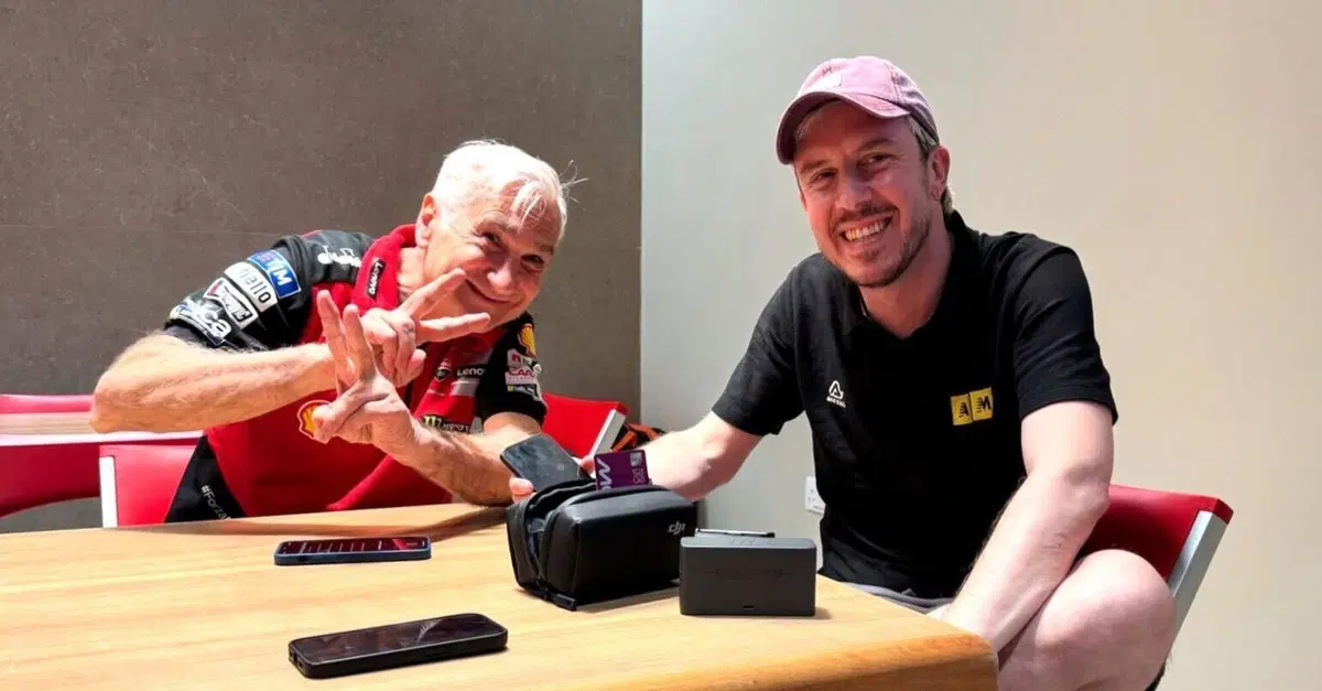 MotoGP 2025. GP del Qatar - ESCLUSIVO - Intervista con Davide Tardozzi: "Stronzifichiamoci? Non sapevo di essere ripreso..." (Parte 1 di 2)