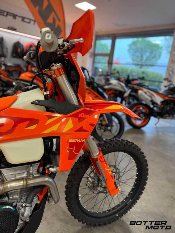 KTM 250 EXC-F Six Days (2025) (4)