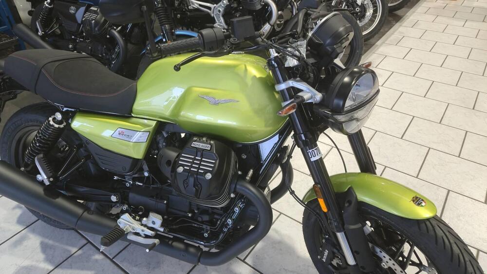 Moto Guzzi V7 Sport (2025)