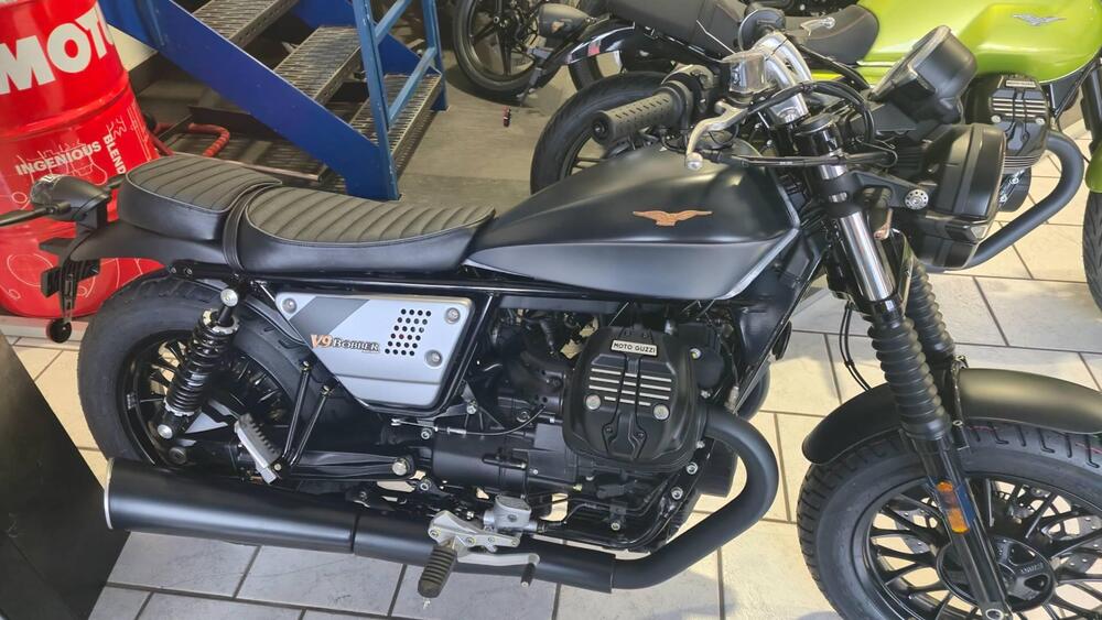 Moto Guzzi V9 Bobber Special Edition (2023 - 25)