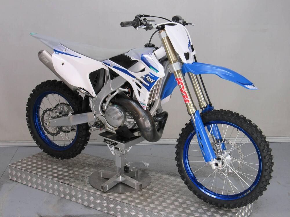 Tm Moto MX 250 ES 2T (2024) (2)