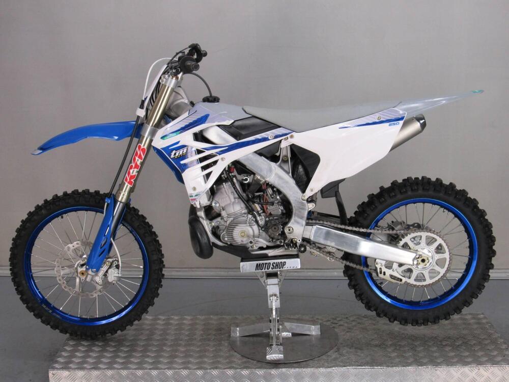 Tm Moto MX 250 ES 2T (2024) (4)