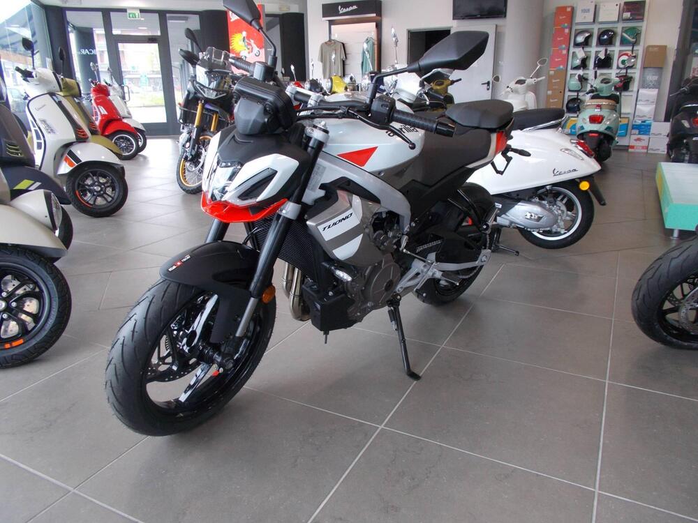 Aprilia Tuono 457 (2025) (4)