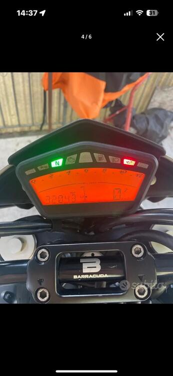Ducati Hypermotard 796 (2012) (5)