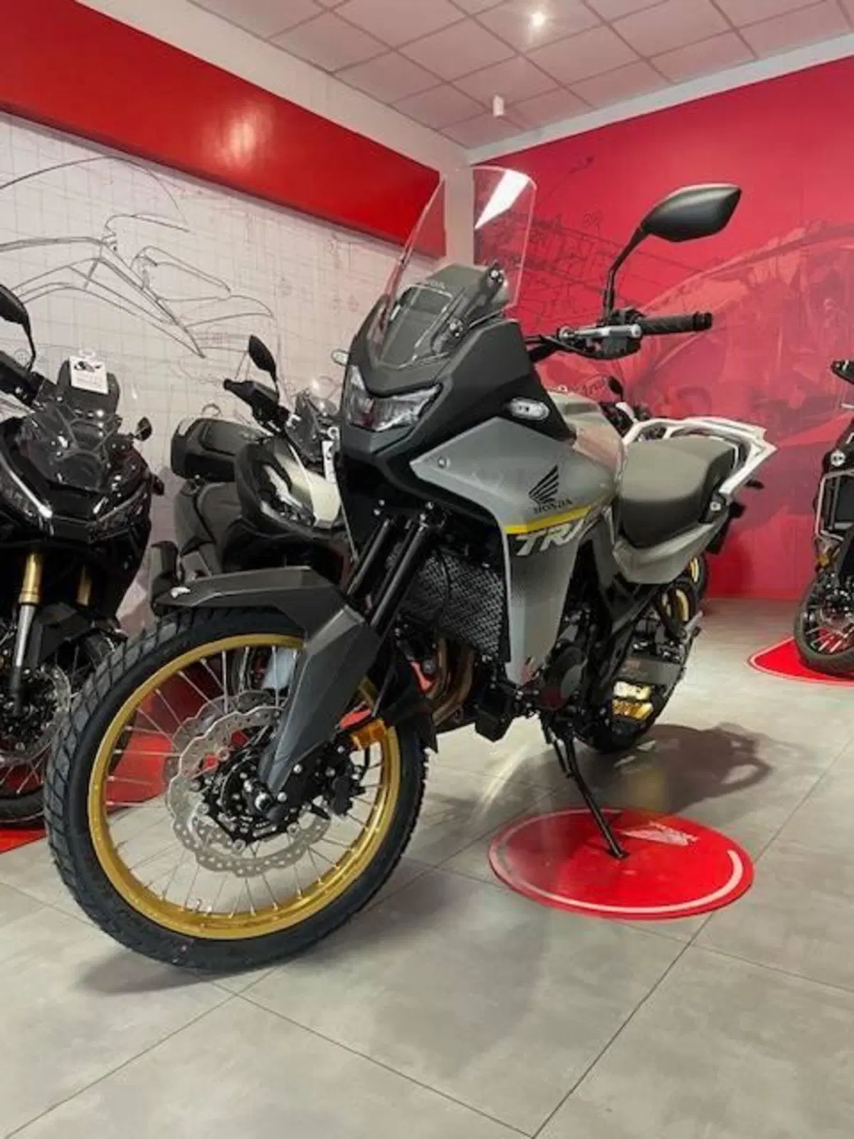 Honda Transalp XL750 (2025)