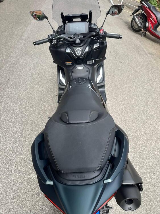 Yamaha T-Max 560 Tech Max (2022 - 24) (5)