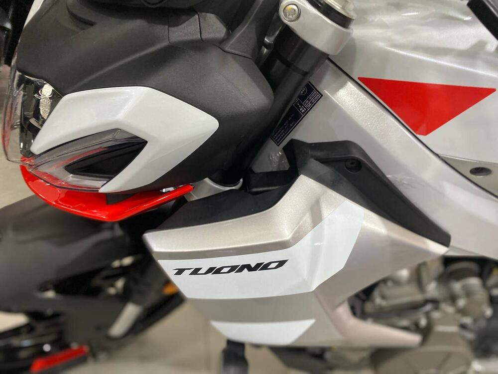 Aprilia Tuono 457 (2025) (4)