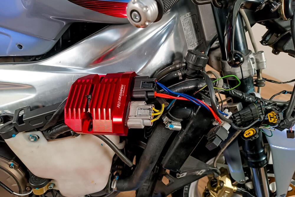 Aprilia RSV 1000 R (2000 -  01) (5)