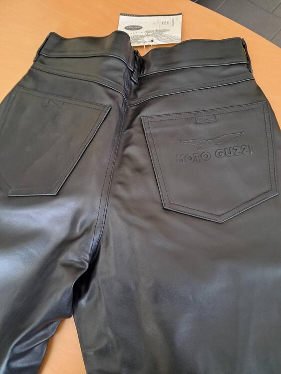 JEANS PELLE NERO MOTO GUZZI TG L (4)