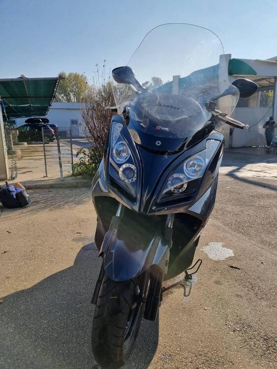 Kymco Downtown 300i (2009 - 17) (5)