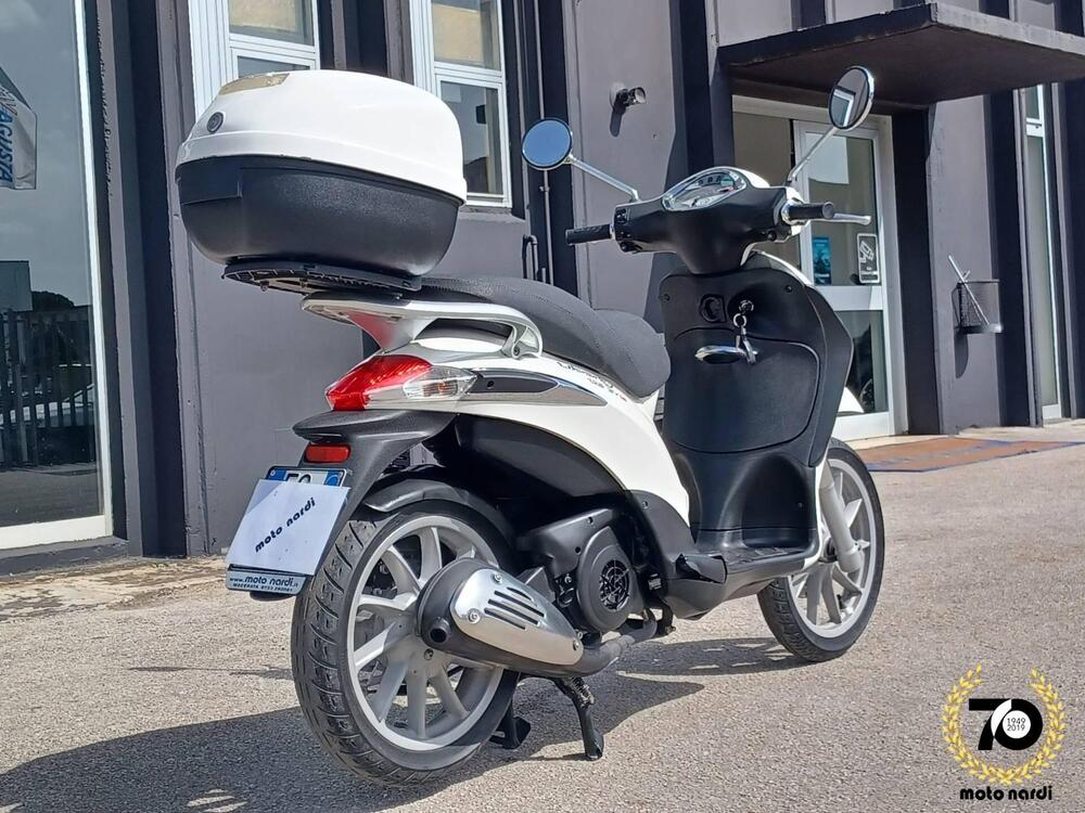 Piaggio Liberty 125 i-get ABS (2016) (2)