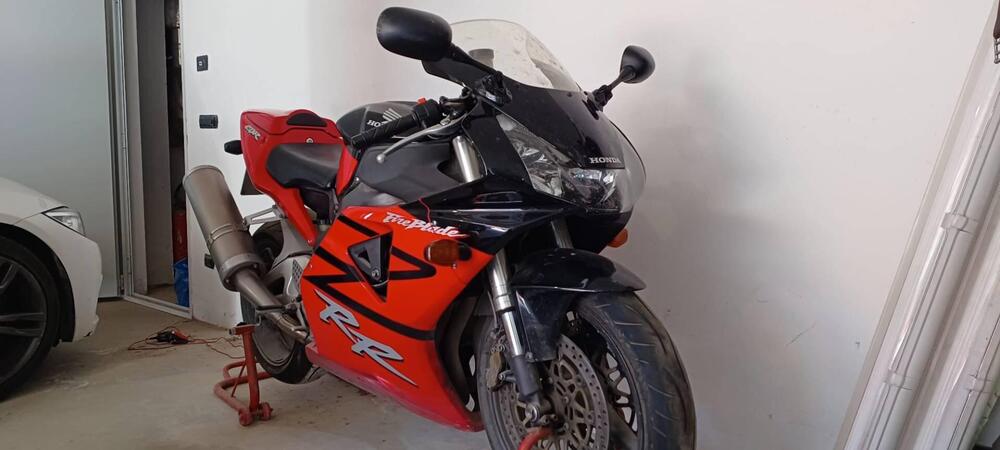 Honda CBR 900 RR Fireblade (2002 - 04) (3)
