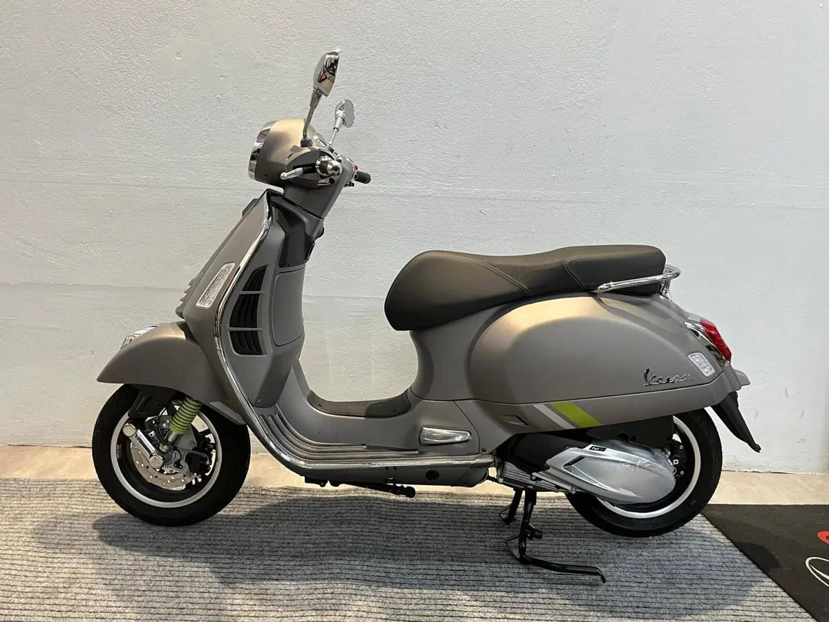 Vespa GTS 310 Supertech (2025 - 26) (2)