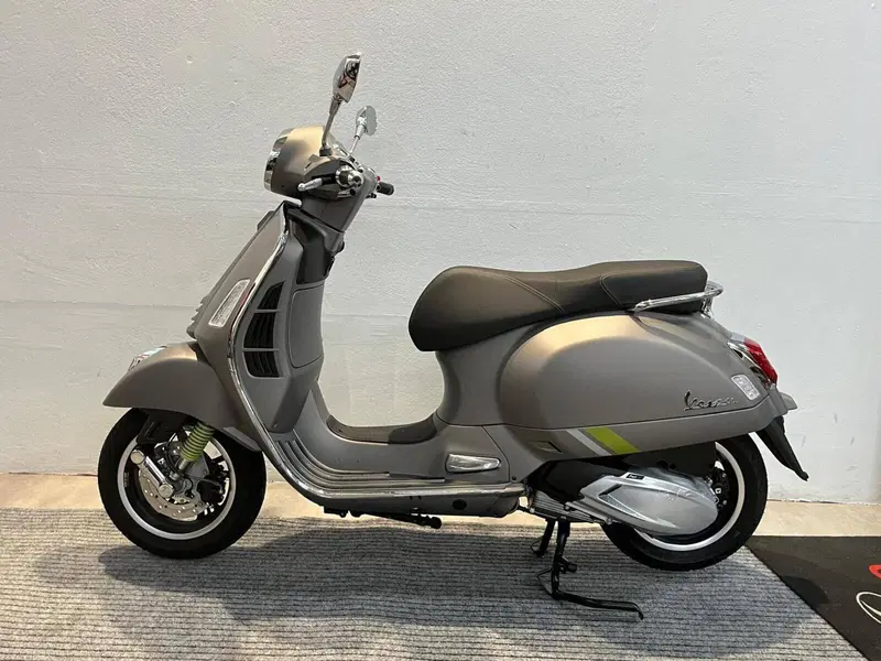 Vespa GTS 310 Supertech (2025 - 26) (2)