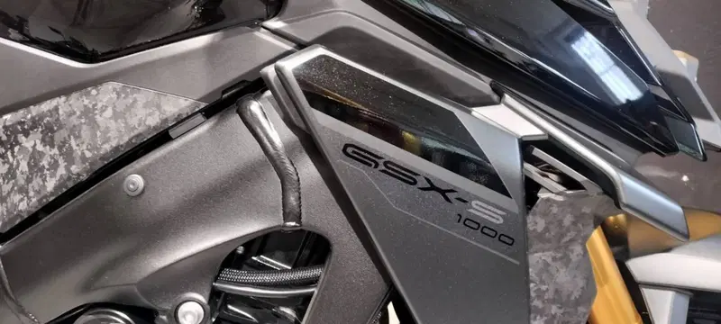 Suzuki GSX-S1000 EVO (2025 - 26) (9)