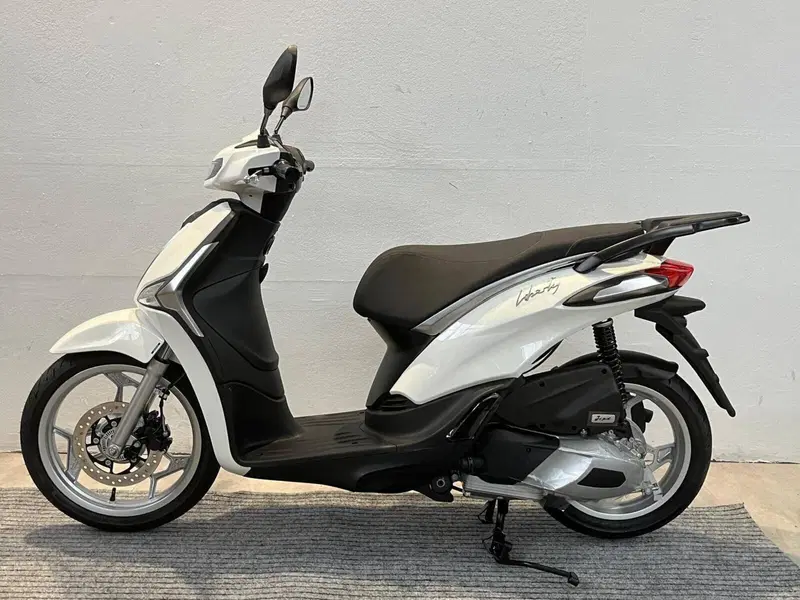 Piaggio Liberty 125 (2025 - 26) (2)
