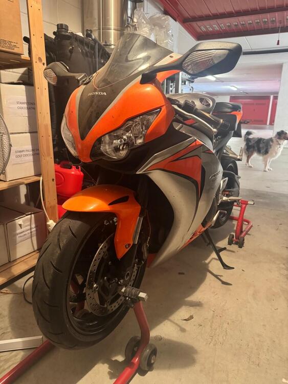 Honda CBR 1000 RR Fireblade (2008 - 11) (2)