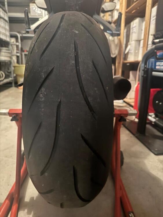 Honda CBR 1000 RR Fireblade (2008 - 11) (3)