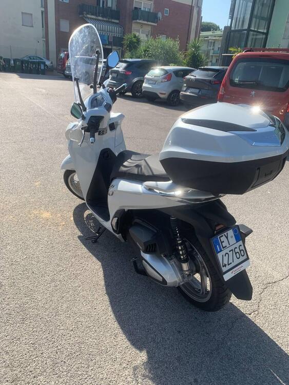 Honda SH 350 (2021 - 24) (2)