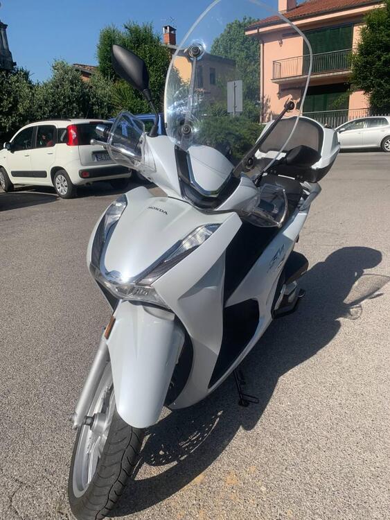 Honda SH 350 (2021 - 24) (4)