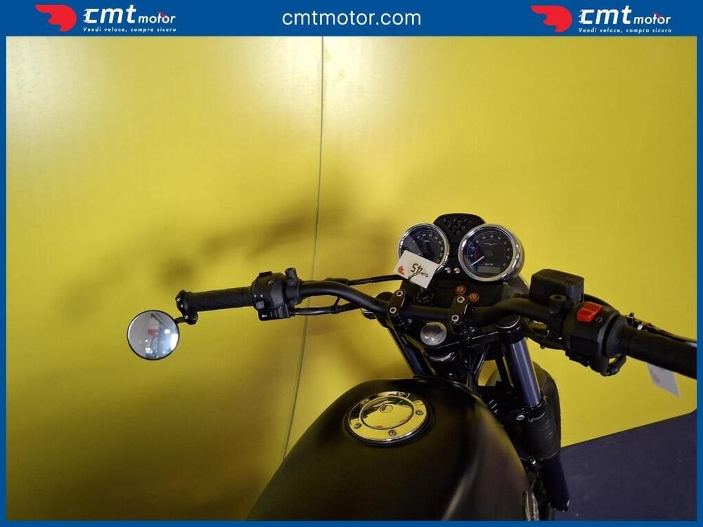 Moto Guzzi V7 II Stone (2015 - 17) (5)