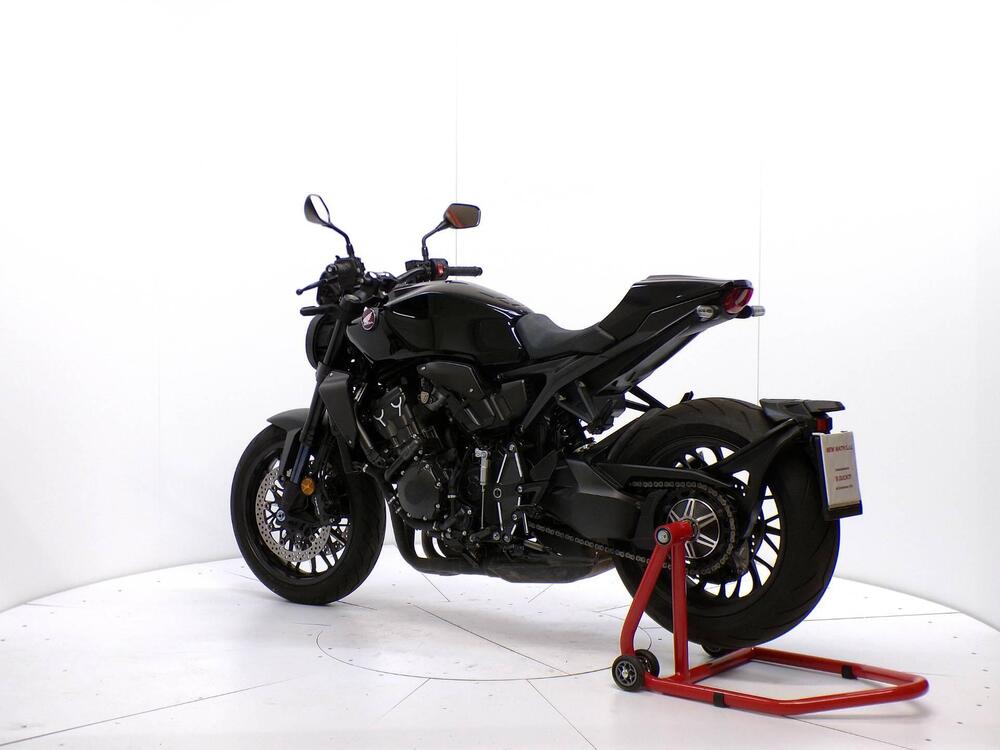 Honda CB 1000 R Black Edition (2021 - 25) (5)