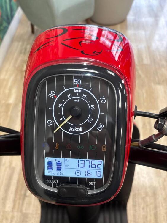 Askoll eS Pro 70 (2019 - 22) (5)