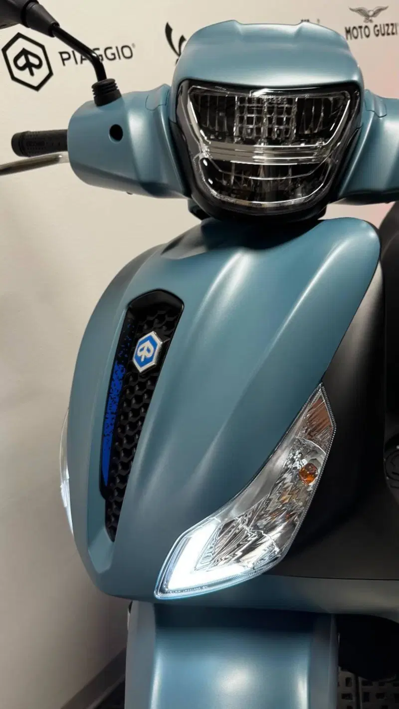 Piaggio Medley 200 S (2025 - 26) (5)