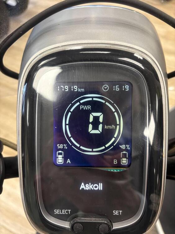 Askoll eS3 Evo 2.8 (2019 - 25) (5)