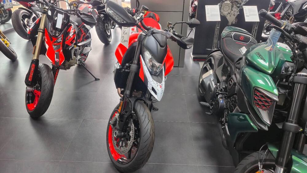 Ducati Hypermotard 950 RVE (2022 - 25) (5)