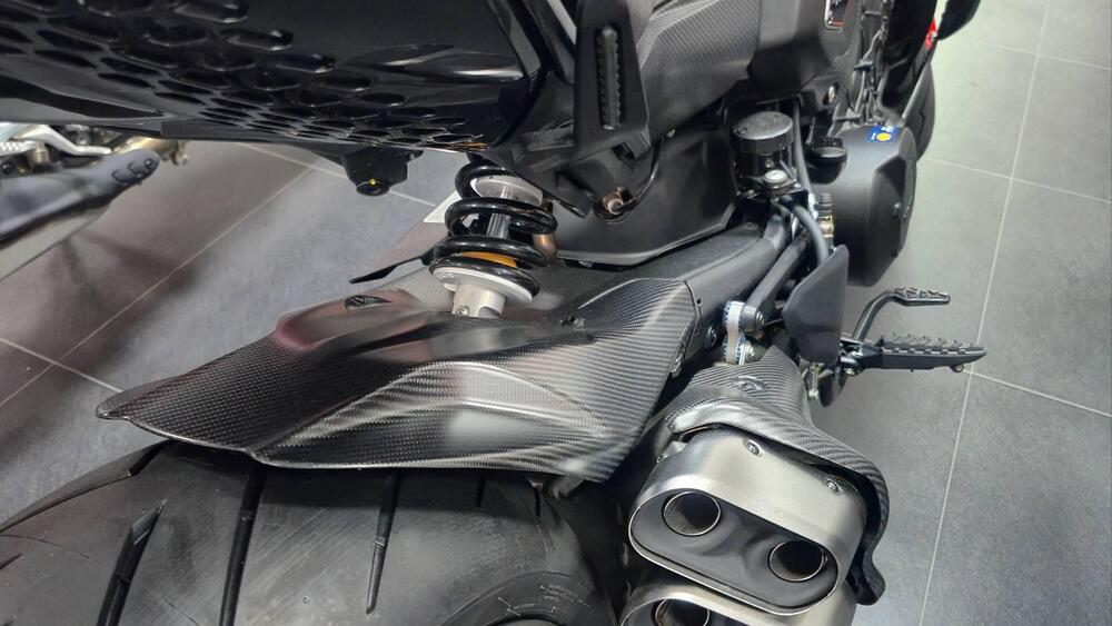 Ducati Diavel for Bentley (2024) (3)