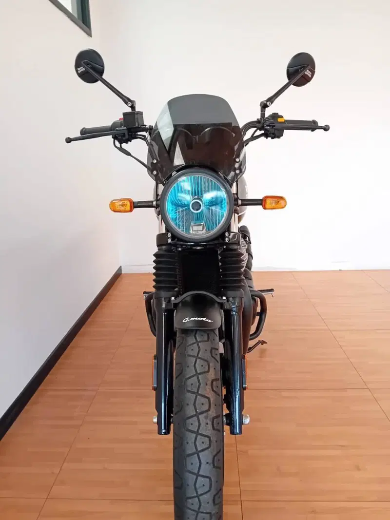 Royal Enfield Interceptor 650 (2021 - 26) (6)