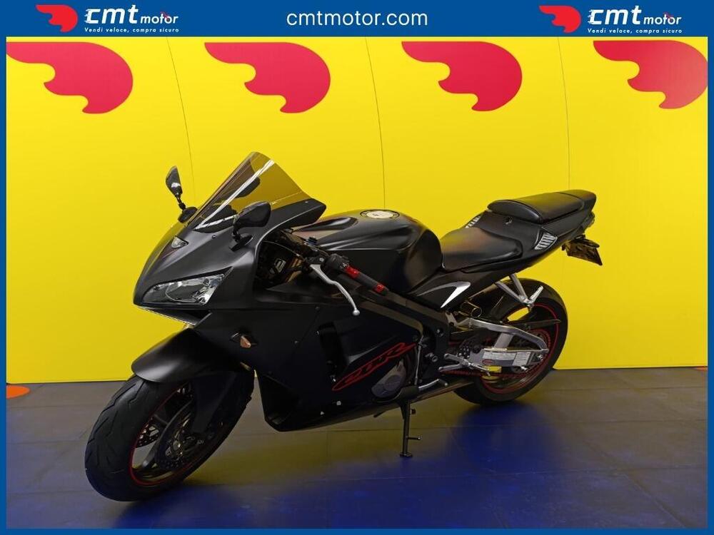 Honda CBR 600 RR (2005 - 06) (2)