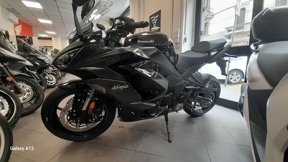 Kawasaki Ninja 1100 SX (2025 - 26) (2)
