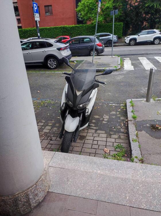 Yamaha X-Max 250 ABS (2014 - 16) (2)