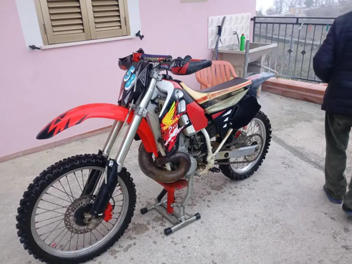 Honda CR 500 R: l'usato del giorno di Moto.it [GALLERY]