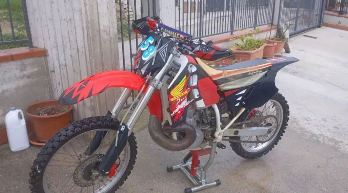 Honda CR 500 R: l'usato del giorno di Moto.it [GALLERY] (2)