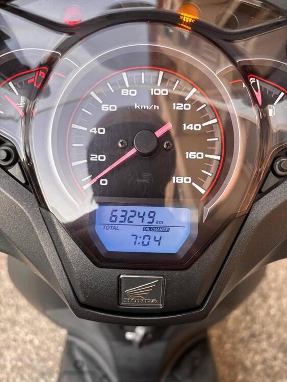 Honda SH 300 i Sport ABS (2018 - 20) (2)