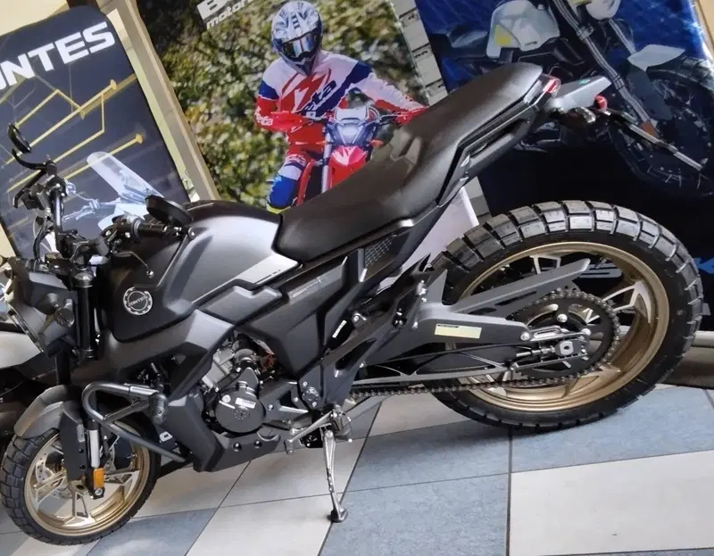 Zontes ZT125-G1 (2020 - 26) (2)