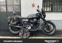 Moto Guzzi V7 Stone (2021 - 24) usata