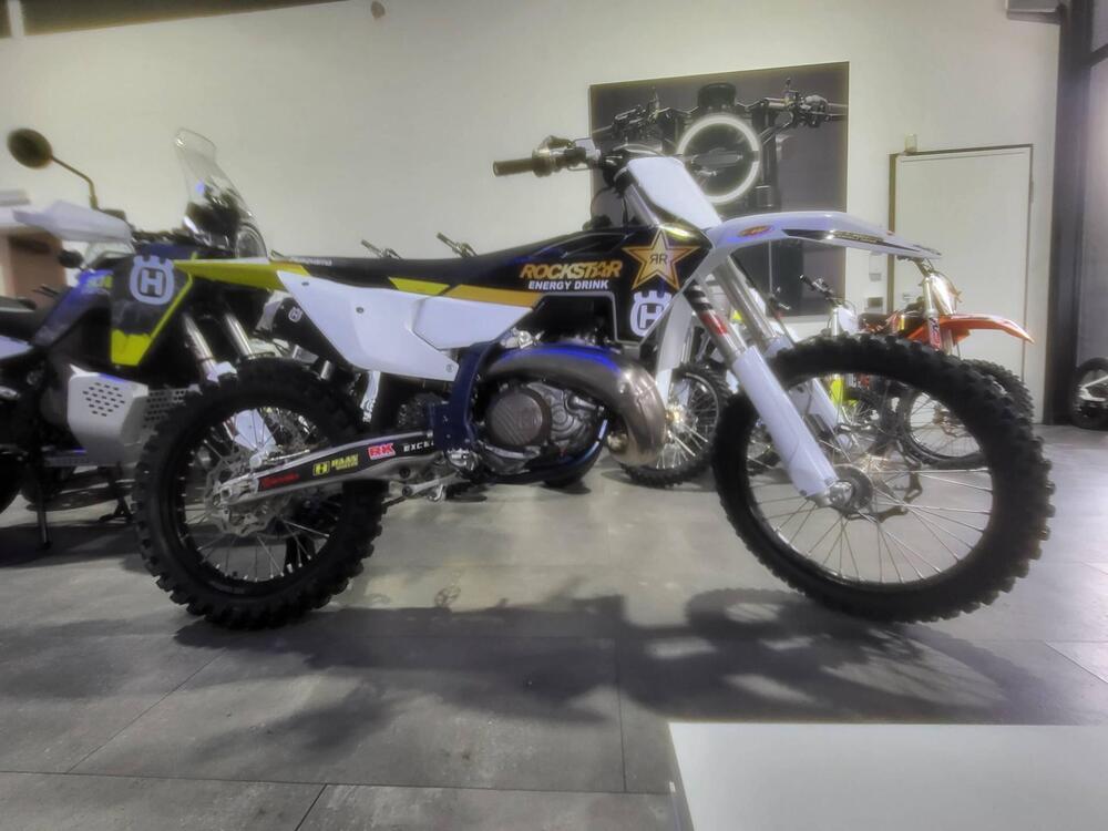 Husqvarna TC 250 (2024) (2)